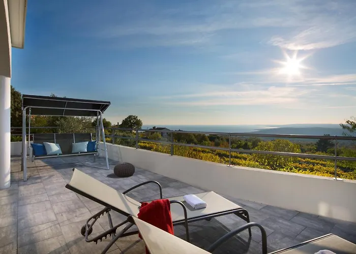 Bella Vista Villa *