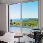 Bella Vista *