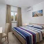 Bella Vista فيلة